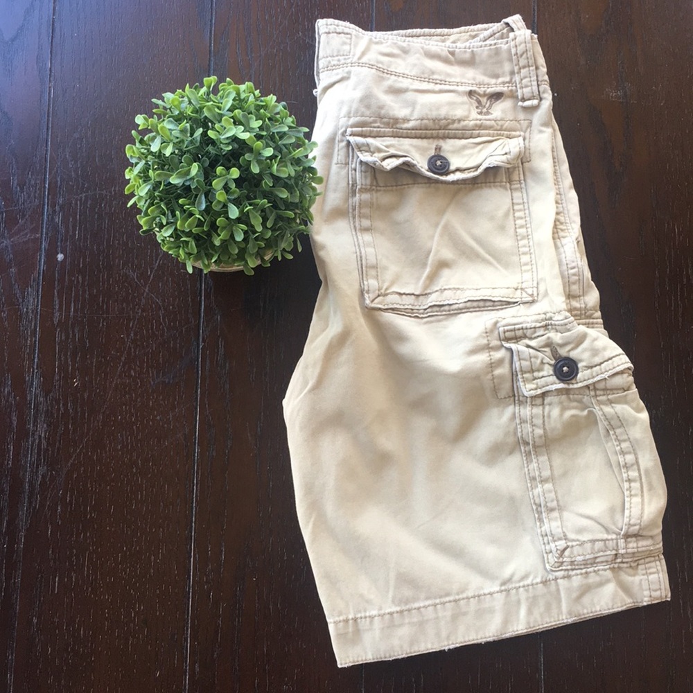 American Eagle cargo shorts
